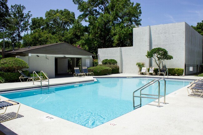 Building Photo - 2508 SW 35th Pl