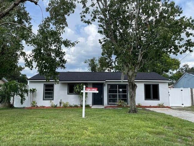 Primary Photo - 1305 Overdale St