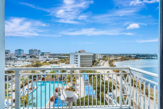 Building Photo - 300 S Australian Ave