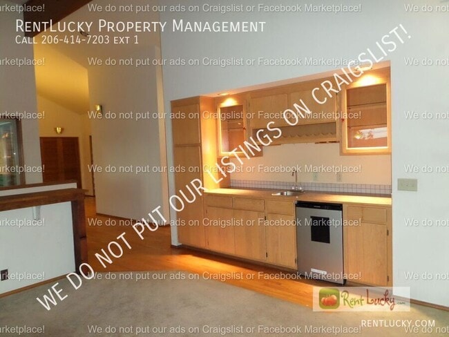 Building Photo - 29633 Marine View Dr SW