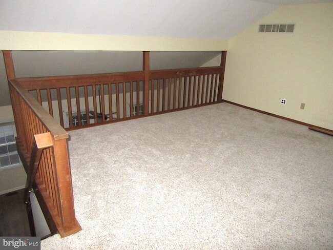 Building Photo - 512 Cobblers Ln