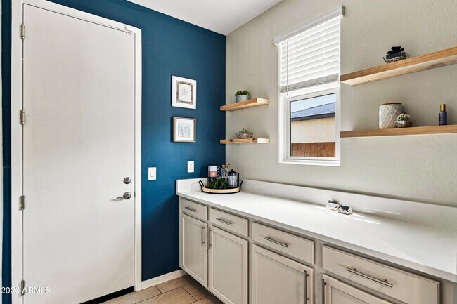 Building Photo - 20204 N Wilford Ave