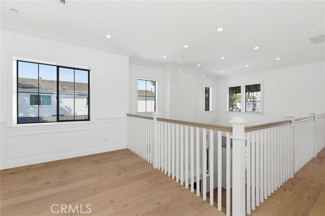 Building Photo - 1405 Oak Ave