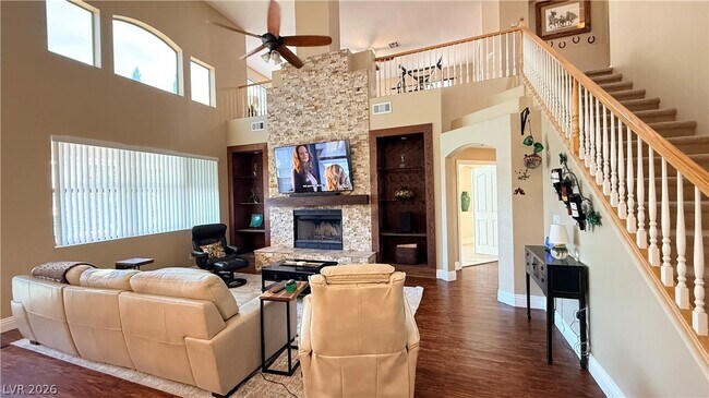 Building Photo - 10633 Adamsong Ave