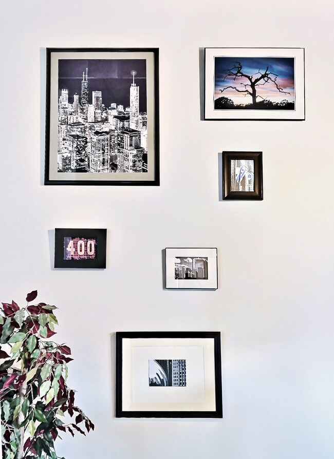 Custom Chicago-themed photography and art - 6 S Laflin St