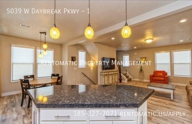 Building Photo - 5039 W Daybreak Pkwy