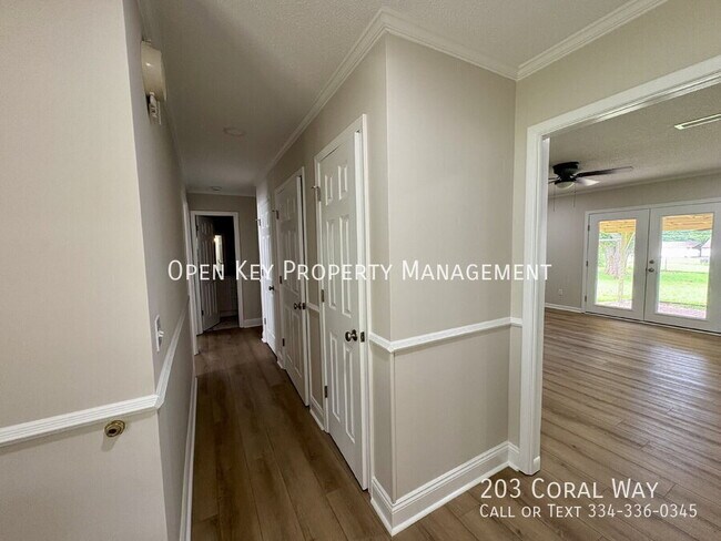Building Photo - 203 Coral Way