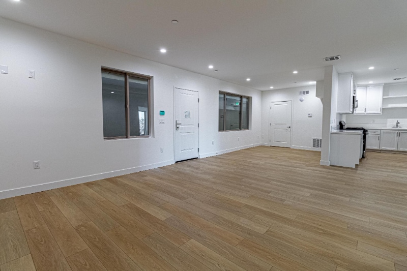 Building Photo - 3672 W Imperial Hwy