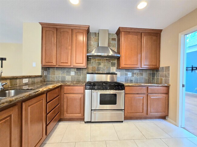Building Photo - 134 W Greywing Cir