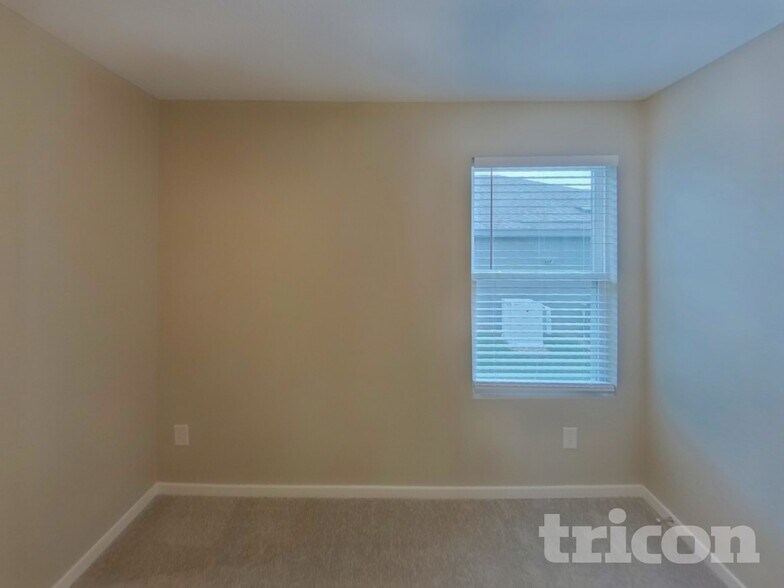 Building Photo - 10709 Dusty Rnch Rd