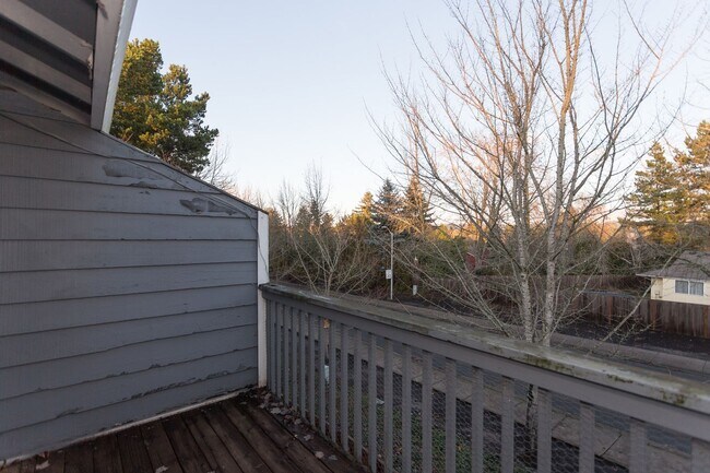 Building Photo - 12225 SW Longhorn Ln