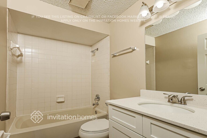 Building Photo - 3381 Maiden Voyage Cir S