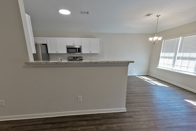 Building Photo - Home for rent in Prattville