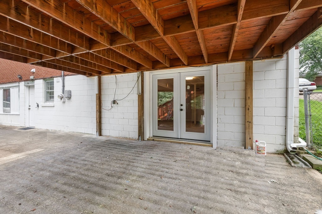 Outside the Kitchen - 512 River Rouge Dr