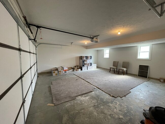 Building Photo - 1730 Chief Okemos Cir
