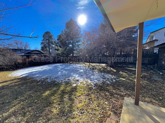 Building Photo - 5728 S Kenton St