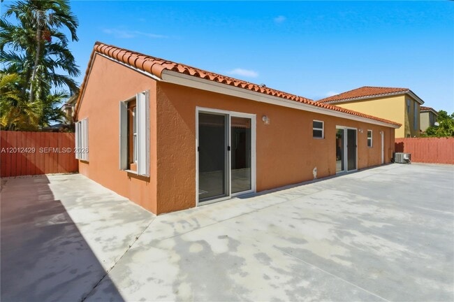 Building Photo - 164 NW 85th Ct