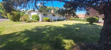 Building Photo - BEAUTIFUL home in Philomath