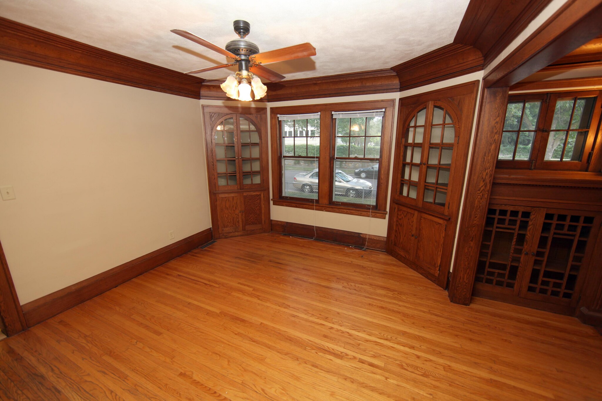 Dinning Room - 1631 Dayton Ave