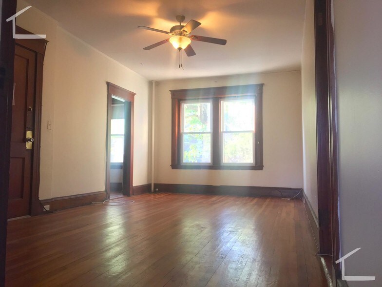 Building Photo - 130 Englewood Ave