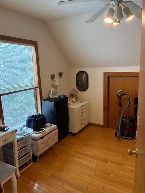 Building Photo - 1144 E Mifflin St