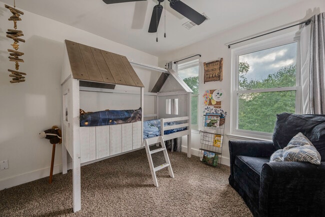 Building Photo - 15936 Co Rd 566