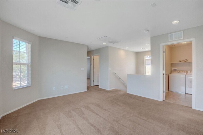 Building Photo - 7419 Bakewell Ave