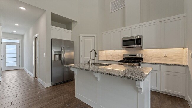 Building Photo - 451 Azurite Rd