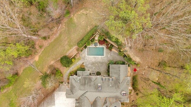 Building Photo - 115 Mount Paran Ridge