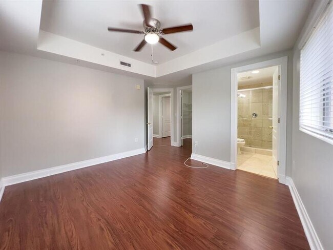 Building Photo - 4241 N Ocean Blvd