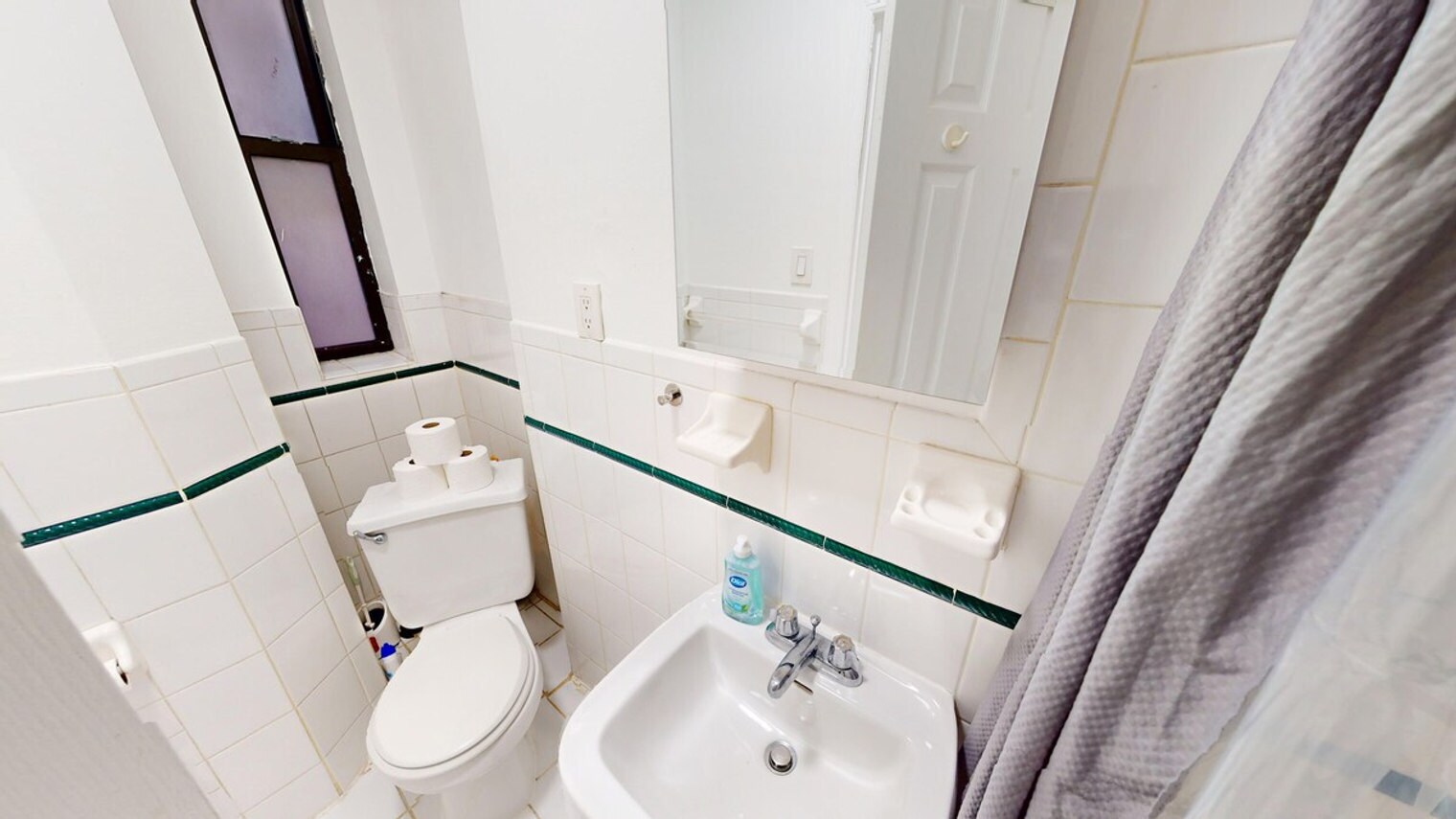 Building Photo - 317 E 75th St