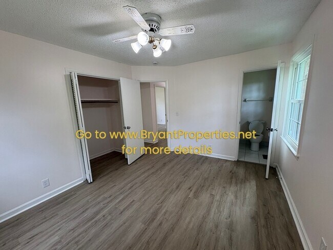 Building Photo - Single Family