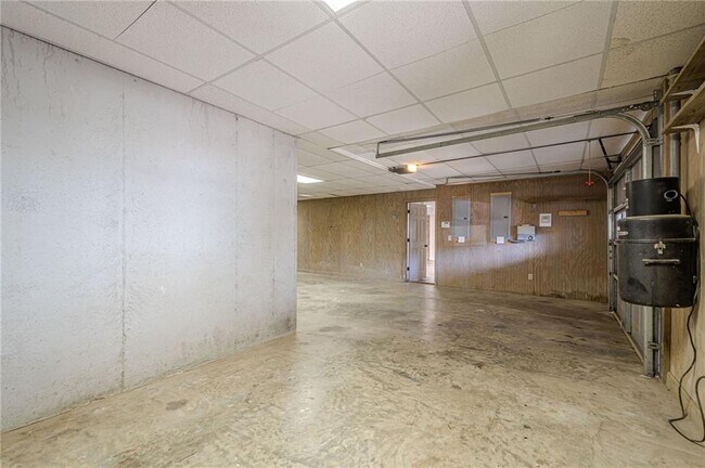 Building Photo - 34 Johnston Row NW