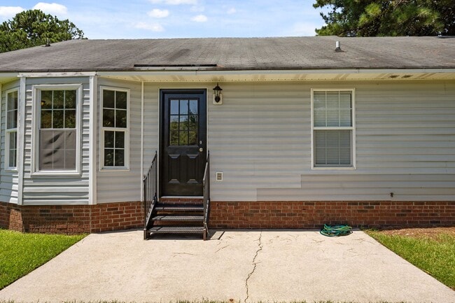 Building Photo - 3 bedroom 2 bathroom in Buies Creek!