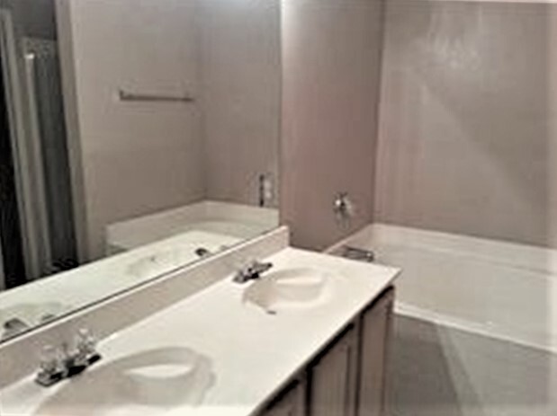 Building Photo - 1699 Wildrose Dr