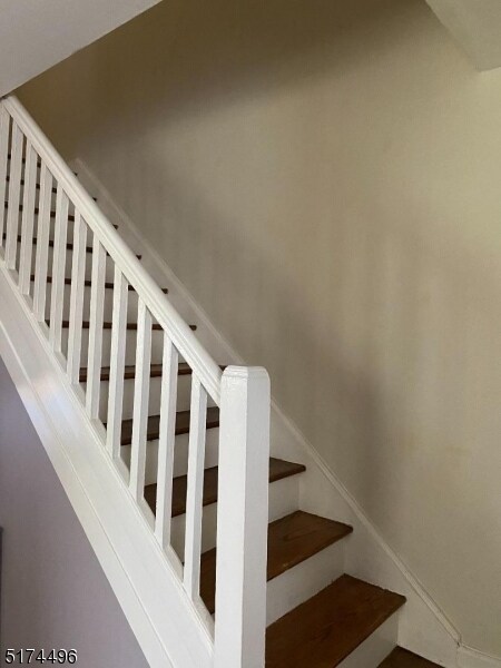 Building Photo - 33 High St