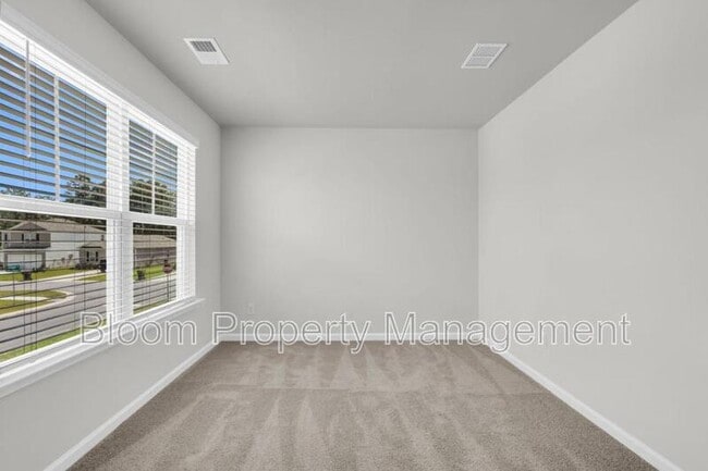 Building Photo - 803 Lilyford Ln
