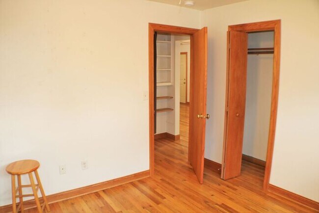 Building Photo - $1,250 | 2 Bedroom, 1 Bathroom Duplex | No...