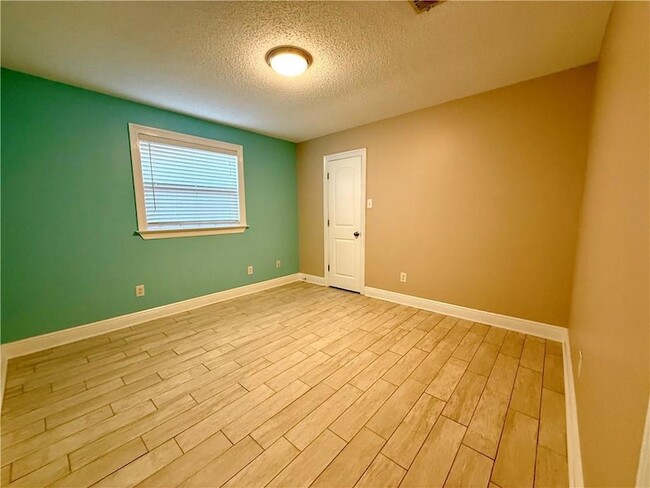 Building Photo - 424 Eden Isles Blvd