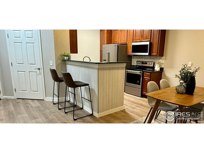 Building Photo - 3155 Blue Sky Cir