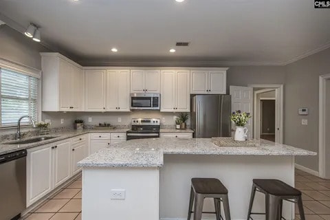 Building Photo - 279 Sandstone Rd