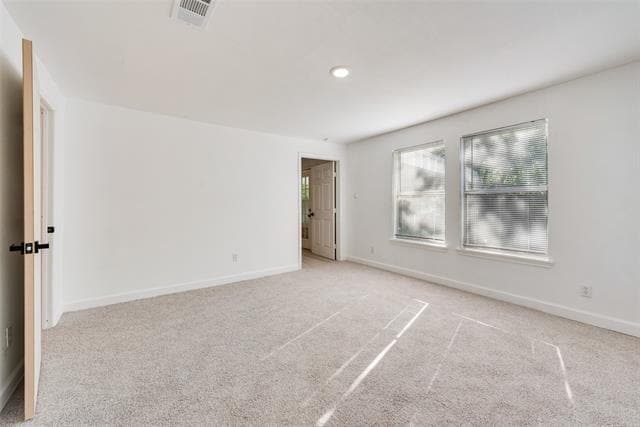 Building Photo - 203 East Pl