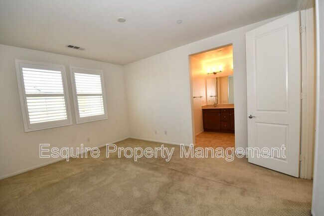 Building Photo - 433 Castiano St
