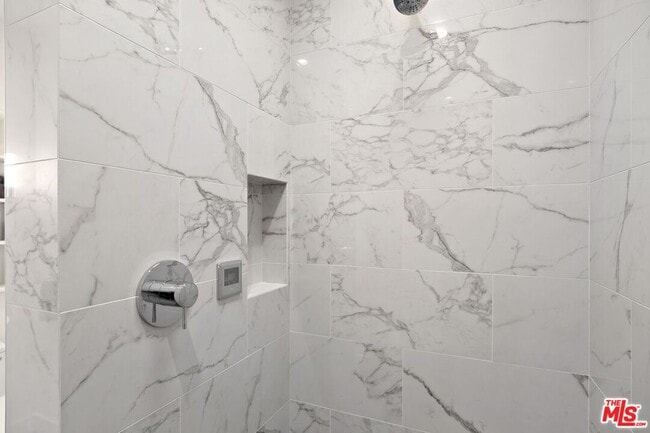 Building Photo - 15322 De Pauw St