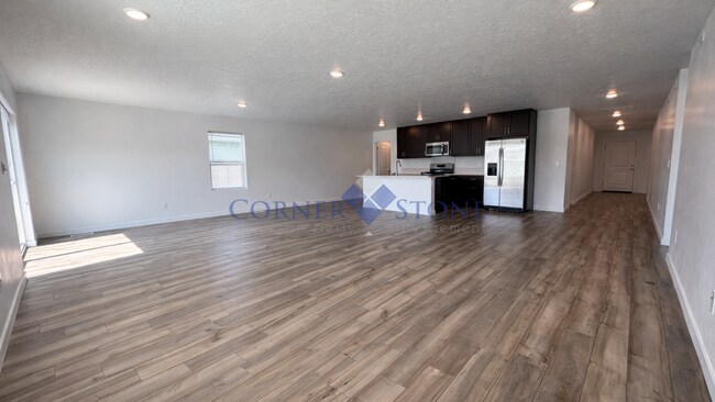 Building Photo - Stunning Home in Star!