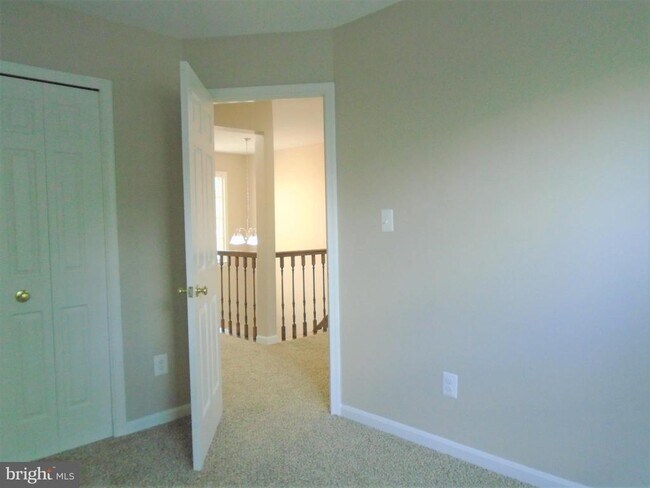 Building Photo - 1914 Duffield Ln