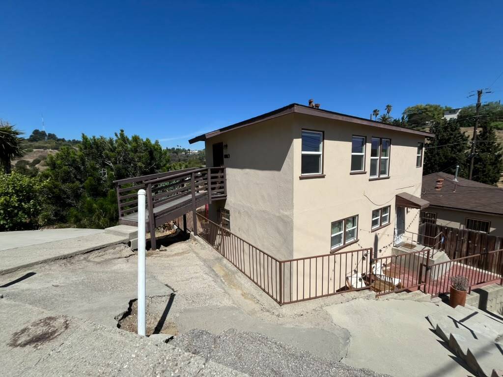 Building Photo - 4146 1/2 Mercury Ave