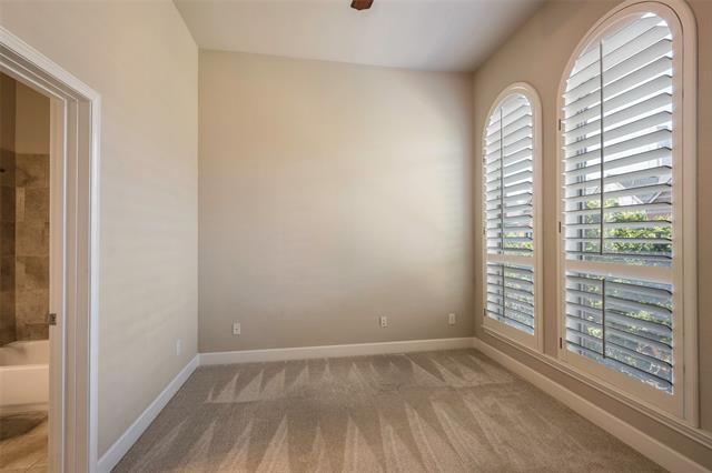 Building Photo - 2222 Marilla St