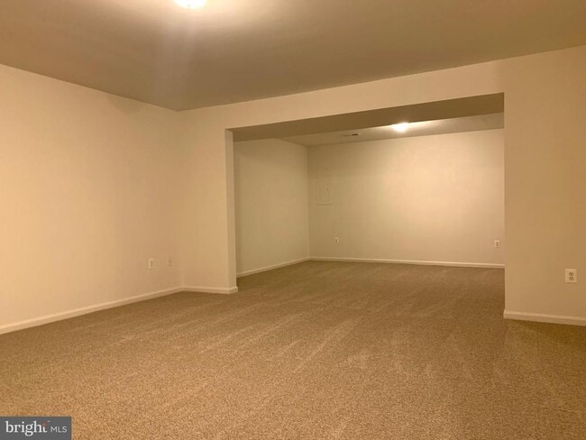 Building Photo - 109 Merrill Ct