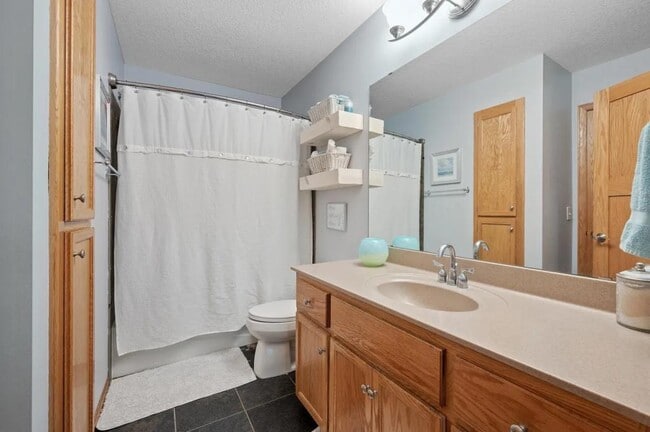 Building Photo - 2921 235th Ave NW